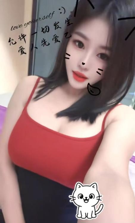 巨乳F杯小宝