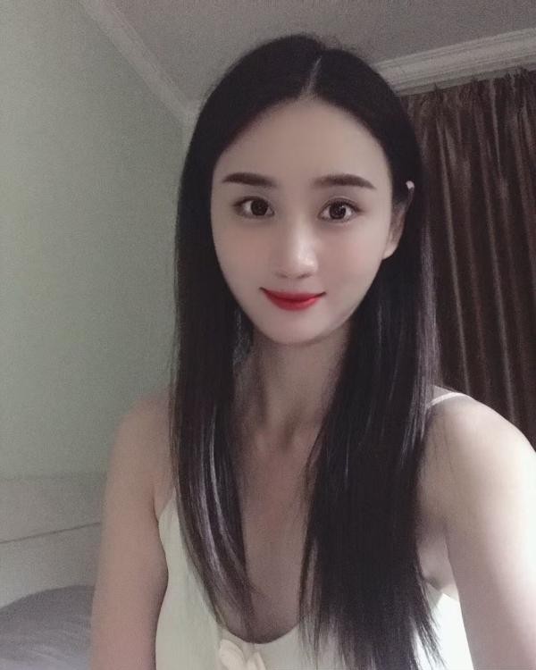 重庆南坪小美女