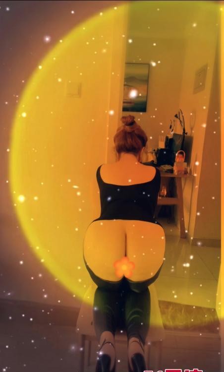 激情大奶潮喷一米高