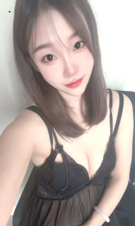 现代城嫩妹嘉玲