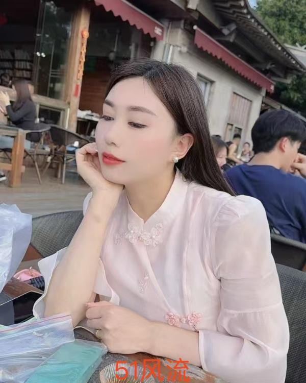 福州美少妇大胸