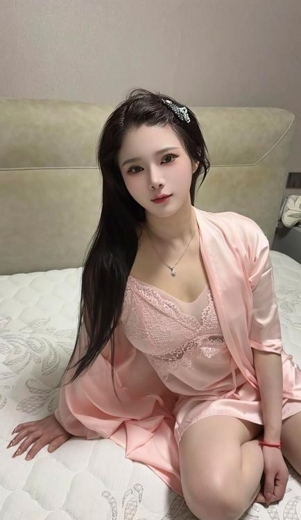 上城毒龙肥臀美少妇