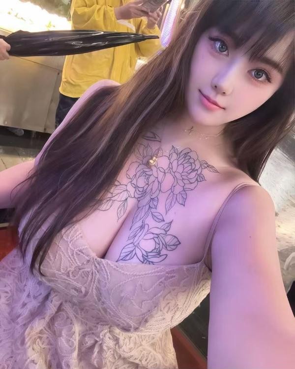 深圳花奶巨乳小范