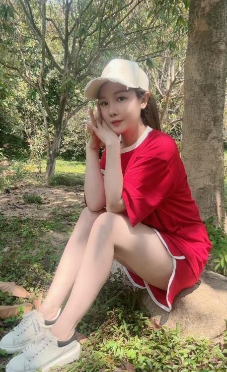 轻熟大胸泡芙姐