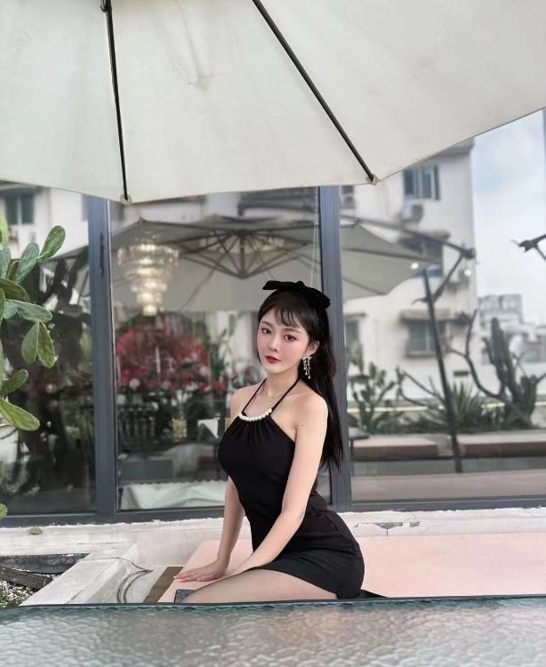 身材火辣小语老师