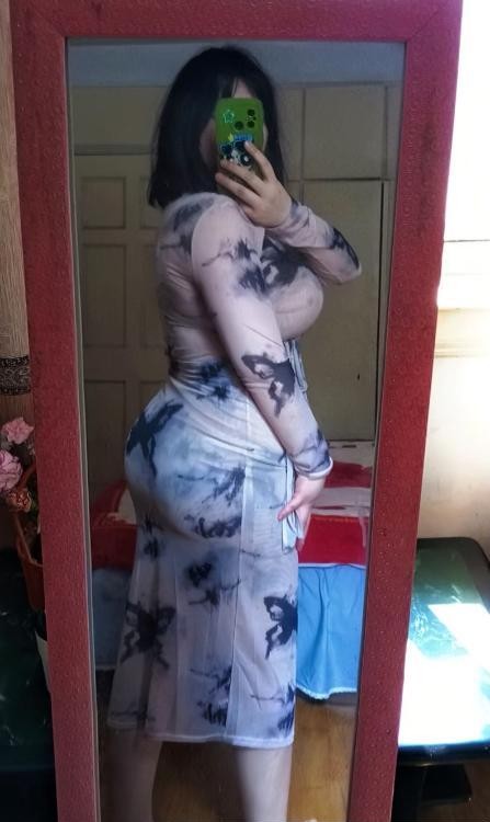 蜀山肤白丰腴老师