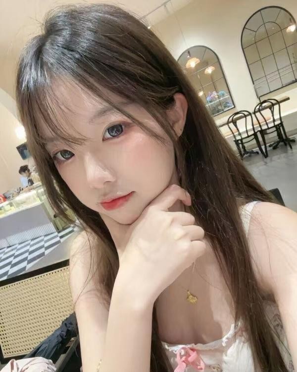 清纯可爱美少女