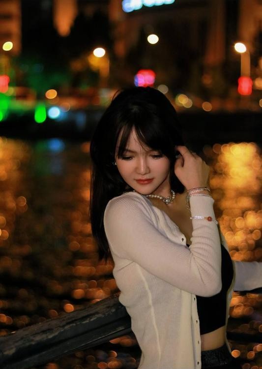 温柔服务系妹子