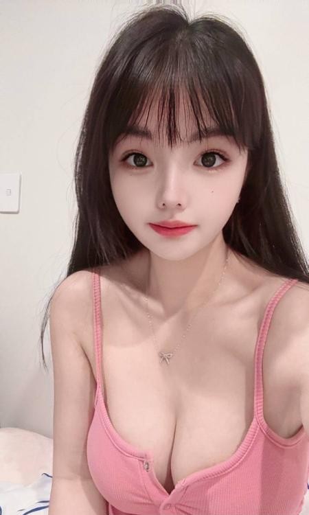 苗条身材颜值妹子