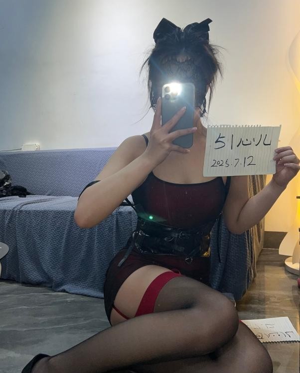 天河性感尤物心儿