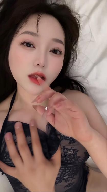 虹口性感大胸奶糖妹妹