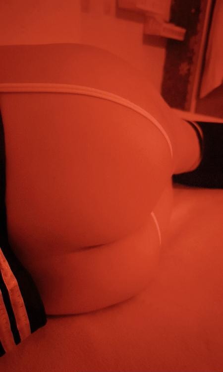 三通舌吻的风骚黑蝴蝶