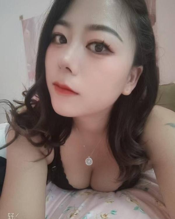 官渡大胸香香老师