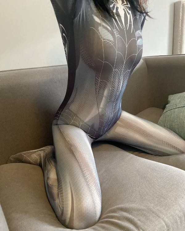 蜘蛛精诱惑妹妹