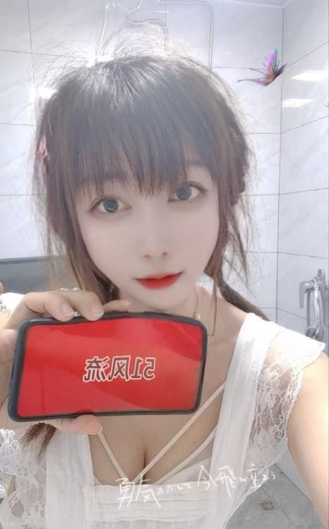 新建性感大胸安琪拉