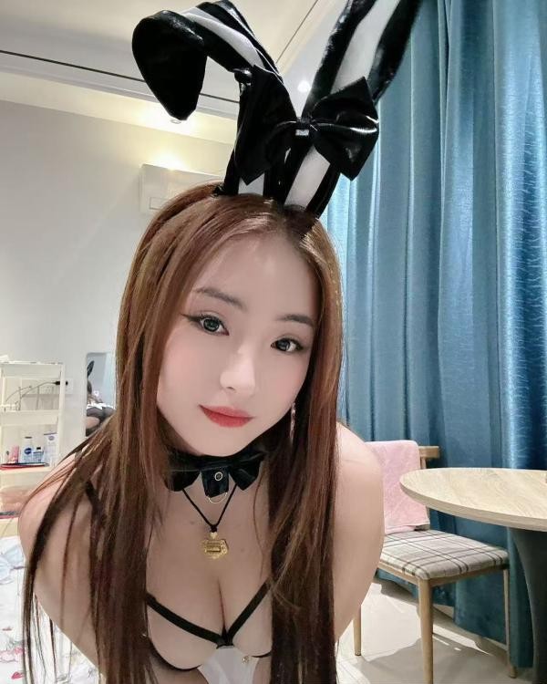 可接吻叶子小妹妹