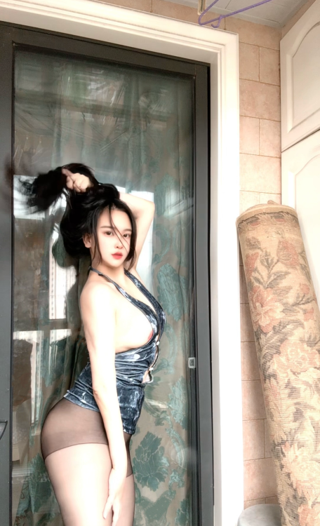 超爽沪上大屁妹