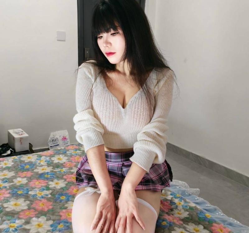 风骚大胸小少妇媛媛