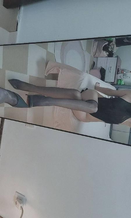 微瘦型大长腿老师