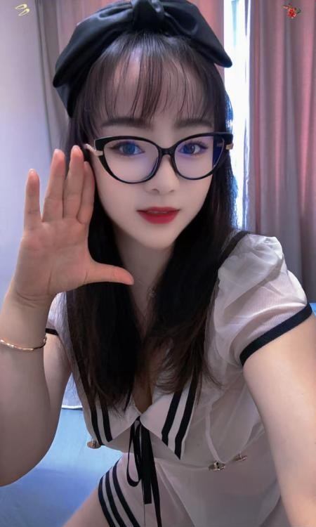 上海体育场巨乳伊诺