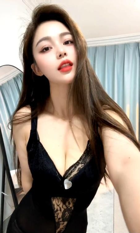 姑苏骚浪嫩妹诗诗老师