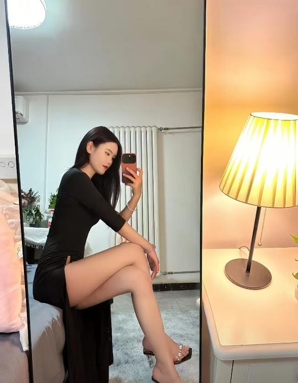 性感白嫩大美腿