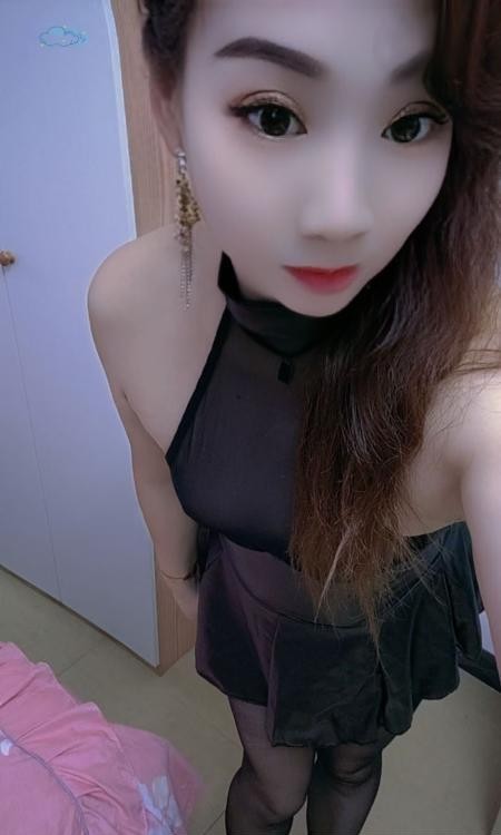 越秀轻熟黑丝少妇