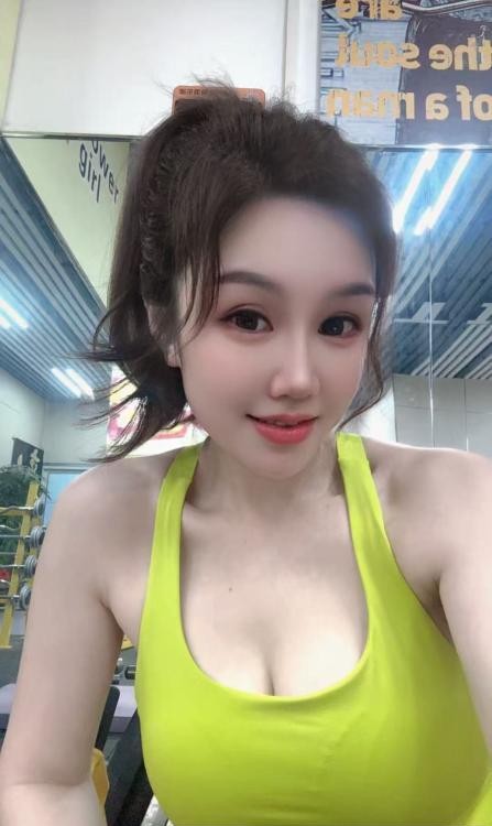 包河瑜伽裤小姐姐