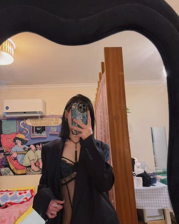 长宁区短发御姐