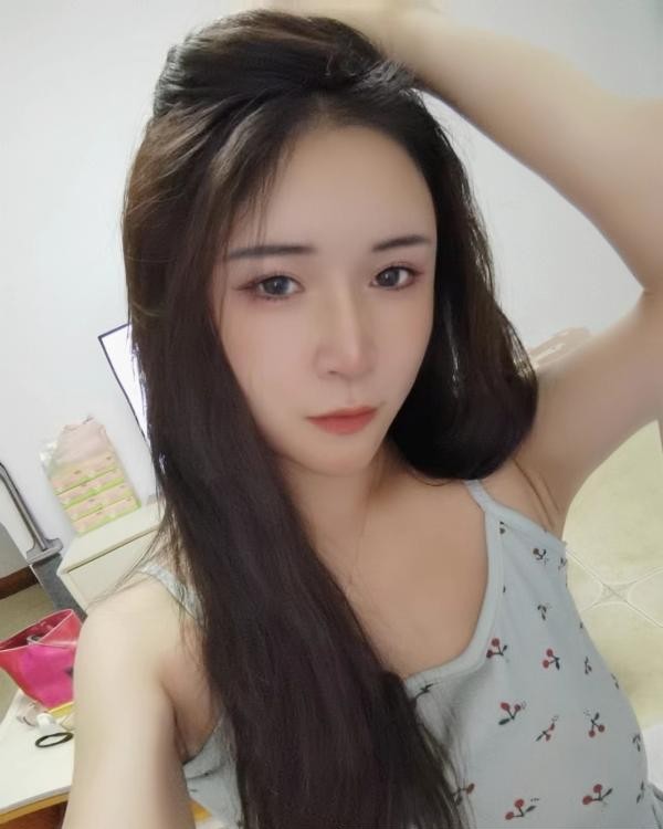 黄泥磅的小骚妹