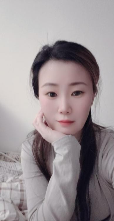 朝鲜族娇小少妇