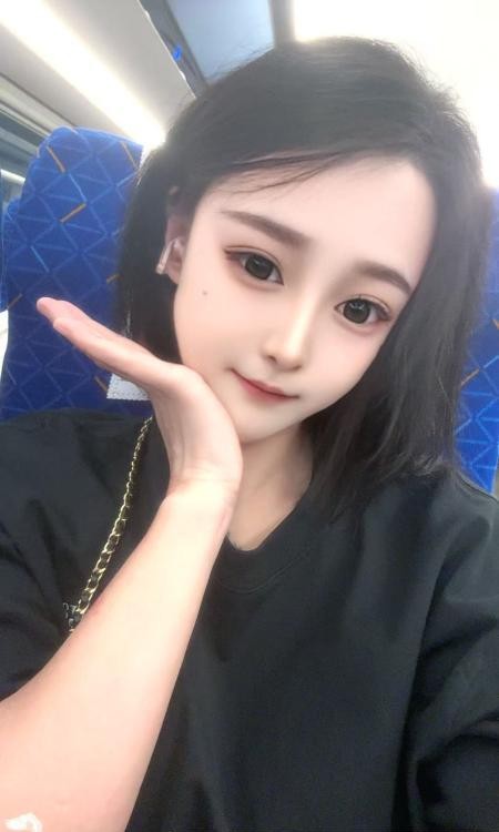 白云长腿大妹雨菲 