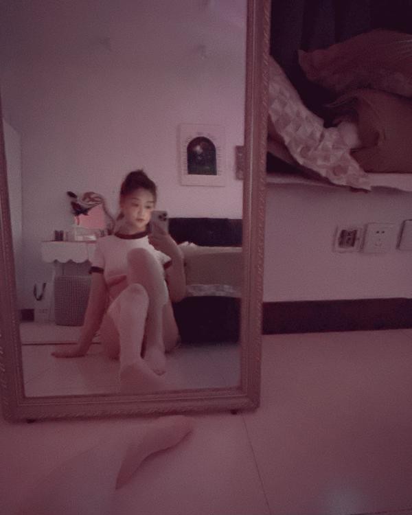 上城风韵美胸御姐瑶瑶