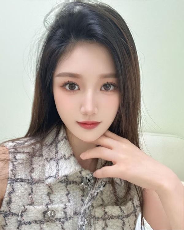 制服诱惑颜值悠悠