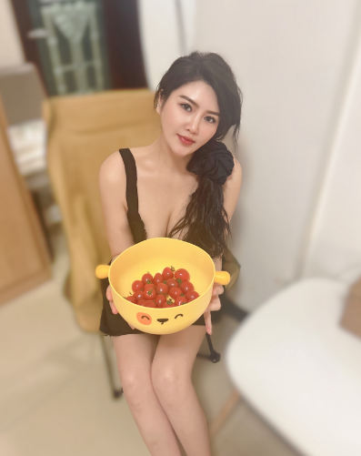 颜值翘臀小骚妹儿