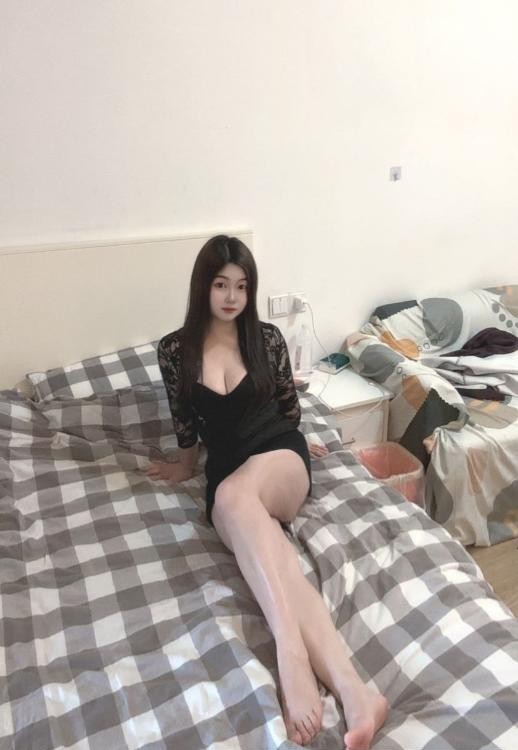 性感妖娆大胸妹