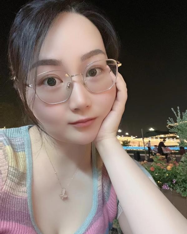 太仓巨乳兼职少妇