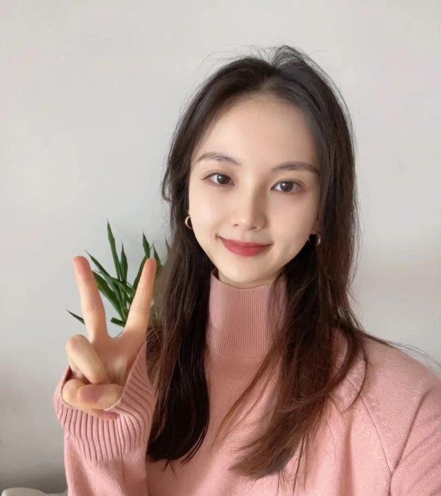 初见美女小姐姐