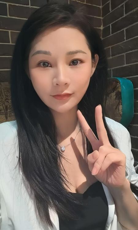 制服包臀兼职小太阳