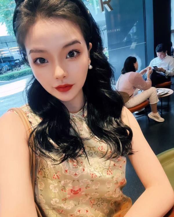 贴心服务文文老师