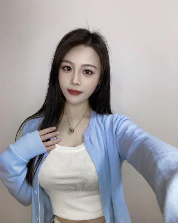 宝安气质性感美女