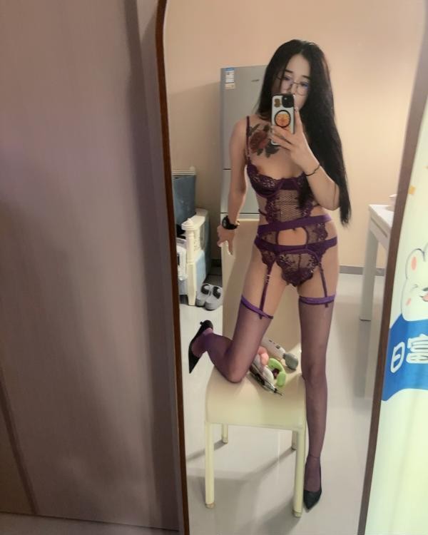 兰州性感水床骚妹