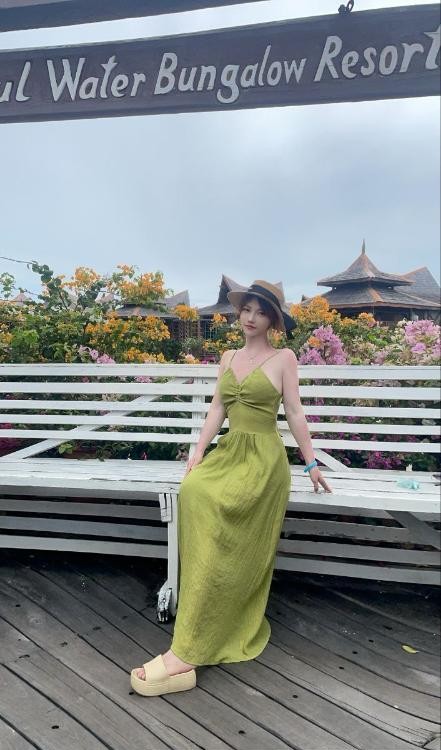 风骚大奶翘臀老师