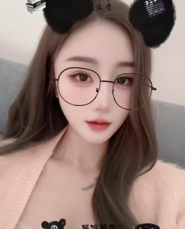 天河温柔可人的景儿