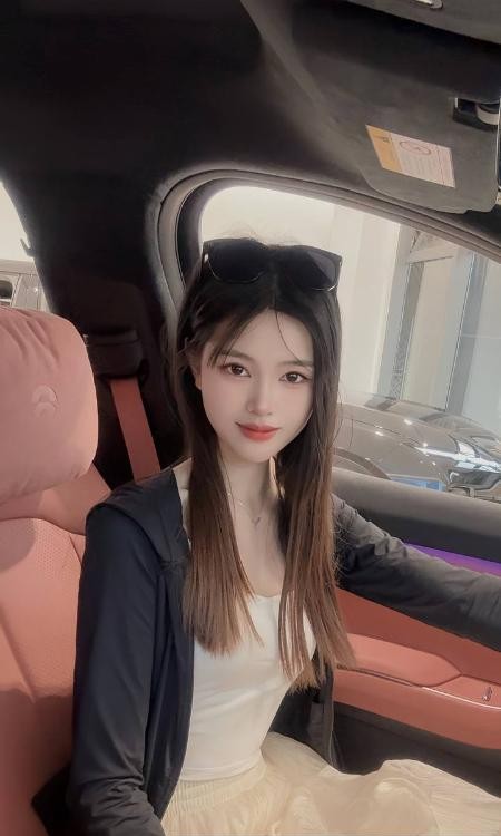 颜值女友小鹿老师