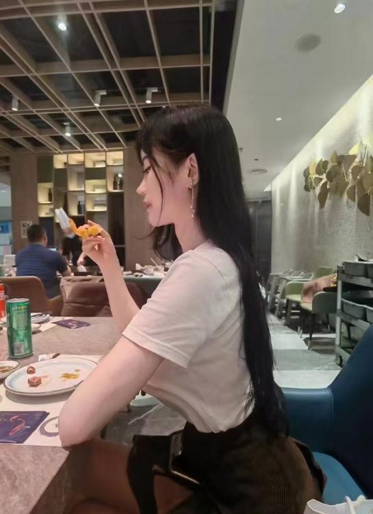 温柔体贴灵儿老师