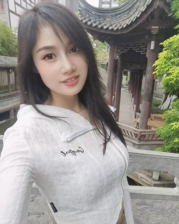 天府妖娆美妇