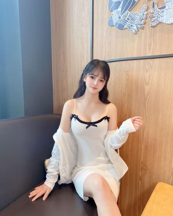 闵行邻家女友雨桐