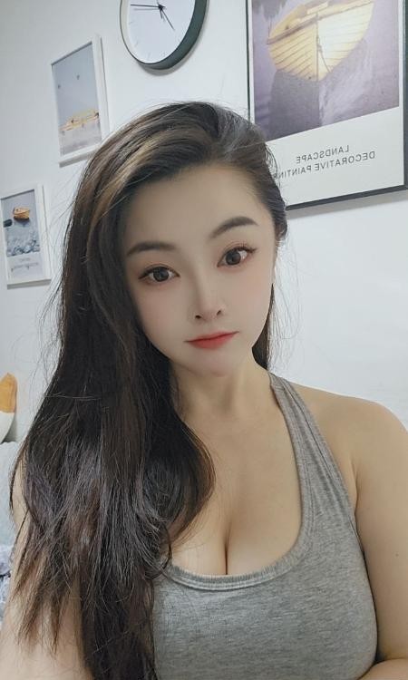 服务系身材好甜儿