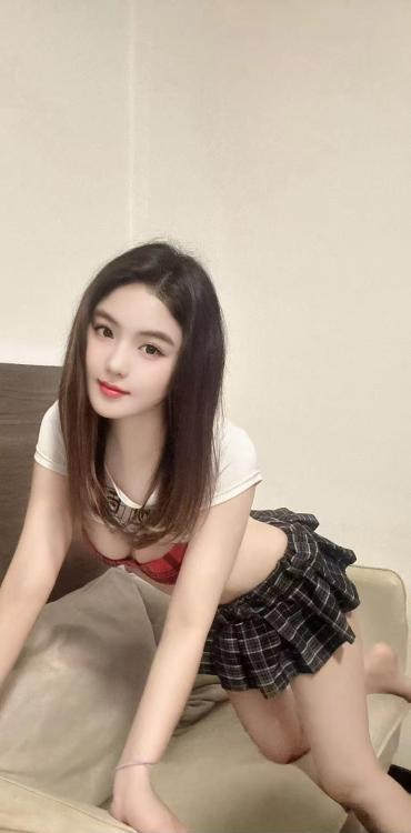 二刷白云大胸翘臀小敏